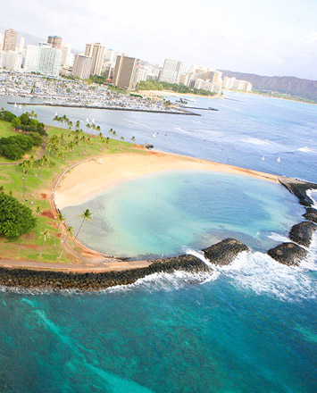 Standup paddle boarding on Oahu