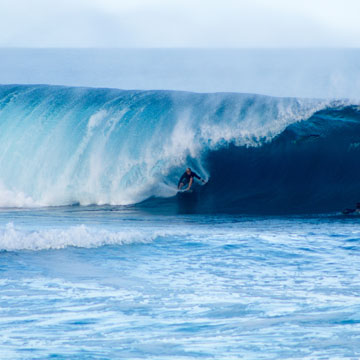 North Shore Oahu Pipeline
