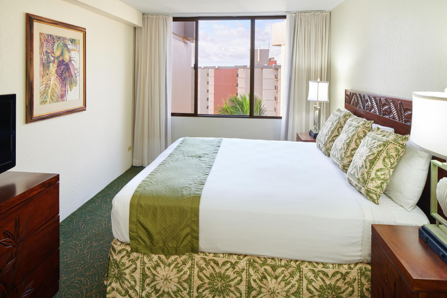One-Bedroom Standard Suite Bedroom