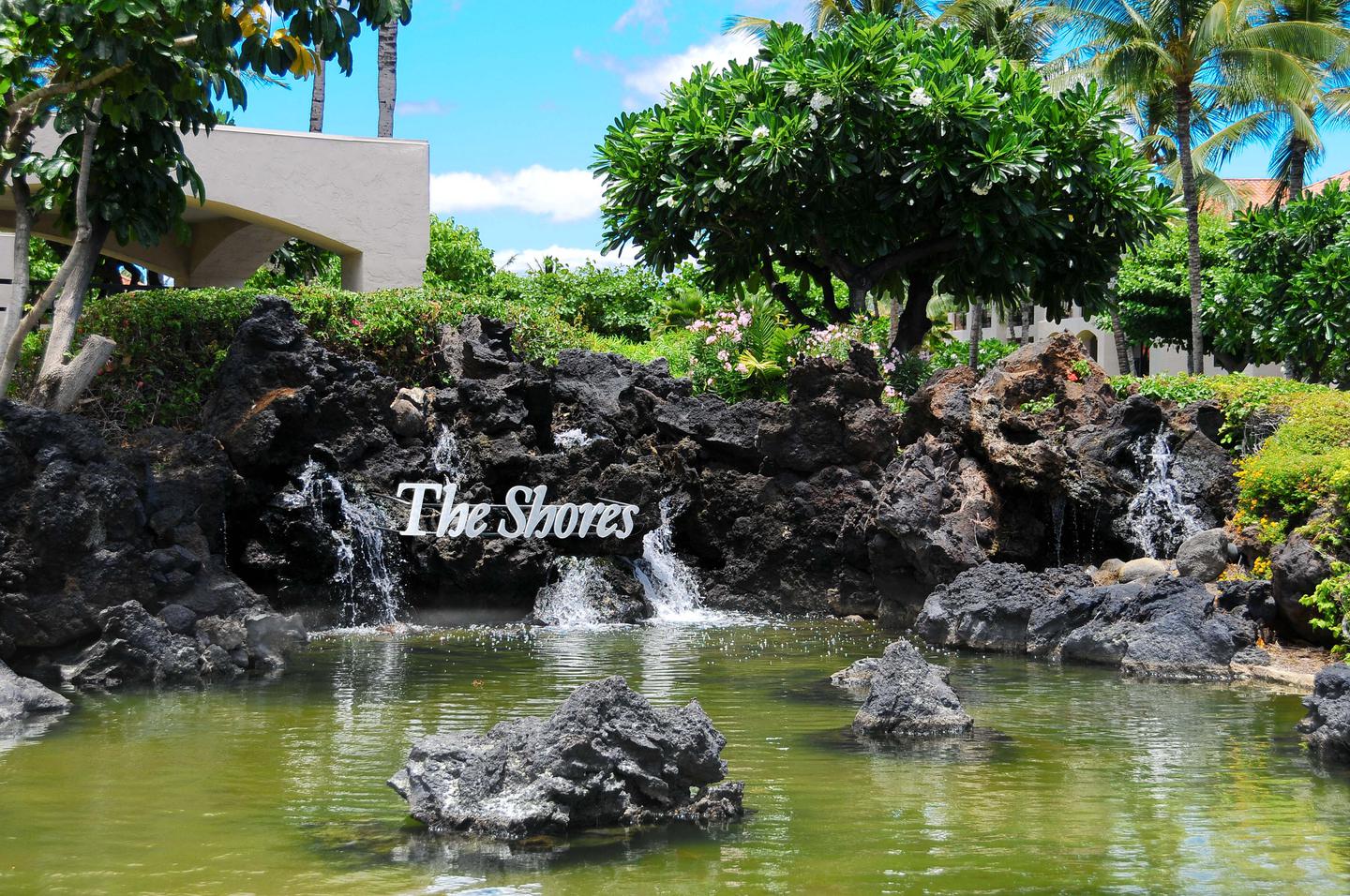 Resort entrance sign The Shores