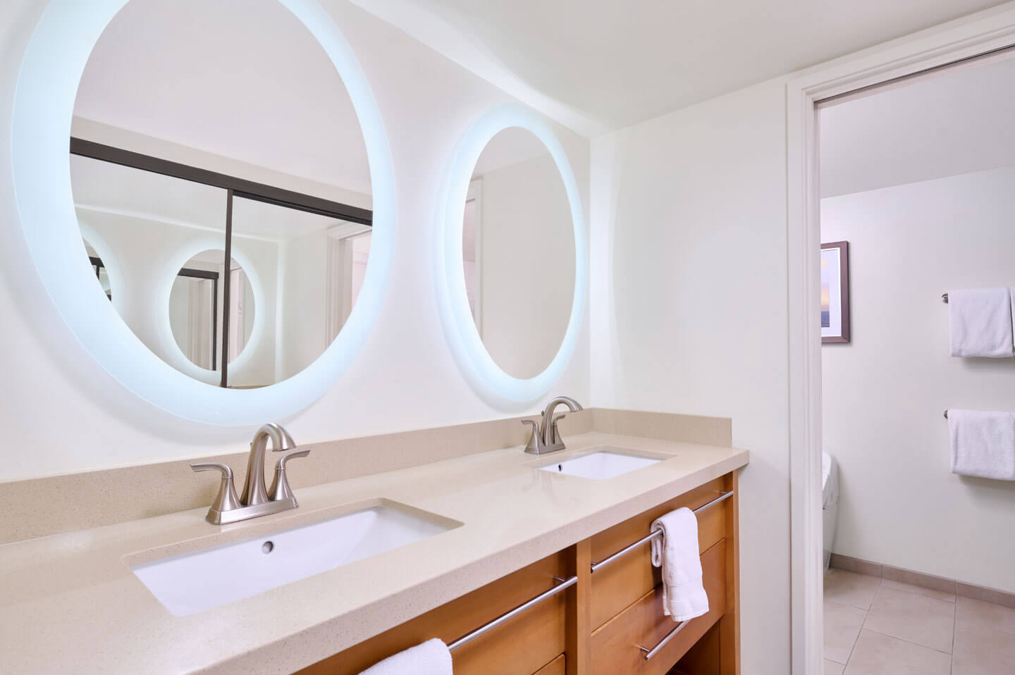 2-Bedroom Oceanfront Bathroom