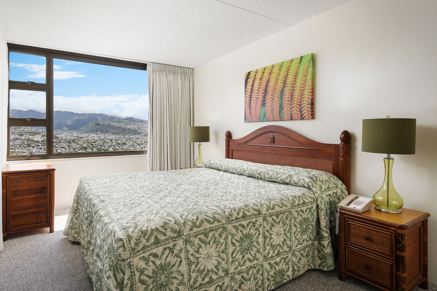 1-Bedroom Deluxe Mountain Bedroom with view.