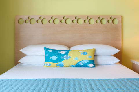 Aston Waikiki Circle Hotel bed details 