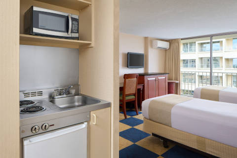 2-Bedroom 2-Bath Suite with Kitchenette