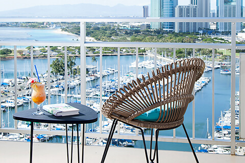 Luxury Two-Bedroom Ocean View Lanai