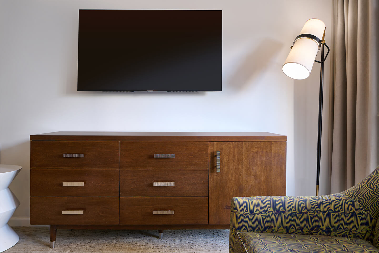 Luxury Junior Suite City View Bedroom and Living Area Detail
