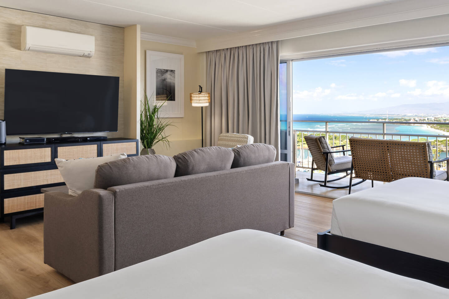 Luxury Junior Suite Sunset Ocean View Living Area
