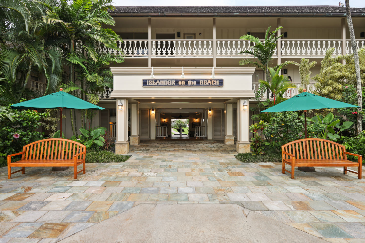 Aston Islander on the Beach entrance.