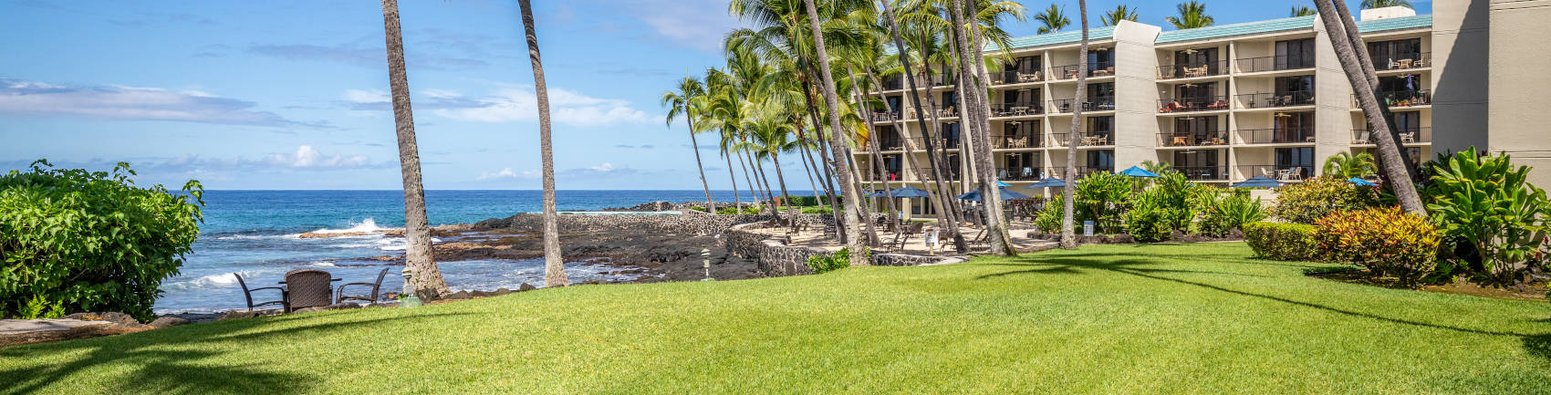 View from Aston Kona by the Sea lawn looking out to the ocean