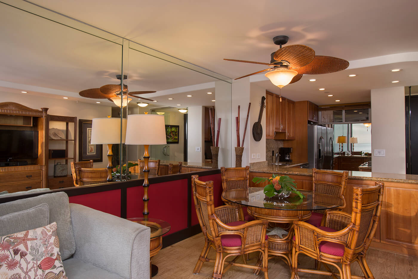 One-Bedroom Premium Oceanfront Living Room