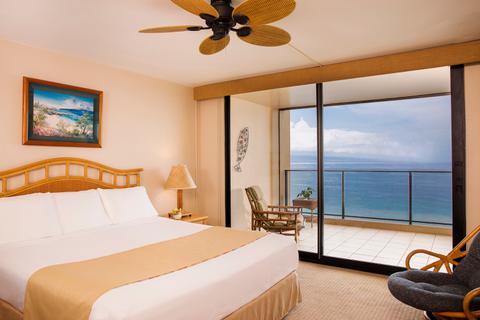 One-Bedroom Oceanfront Bedroom