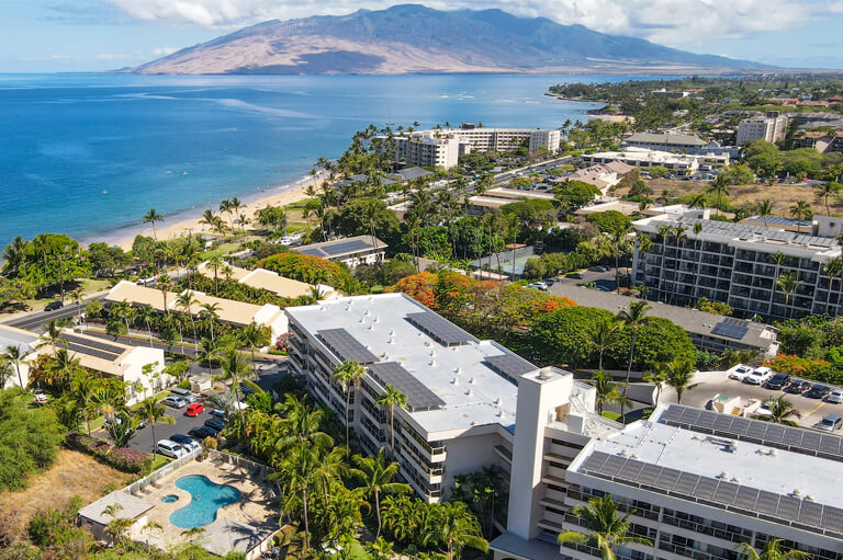 Resort Exterior Overlooking Lanai