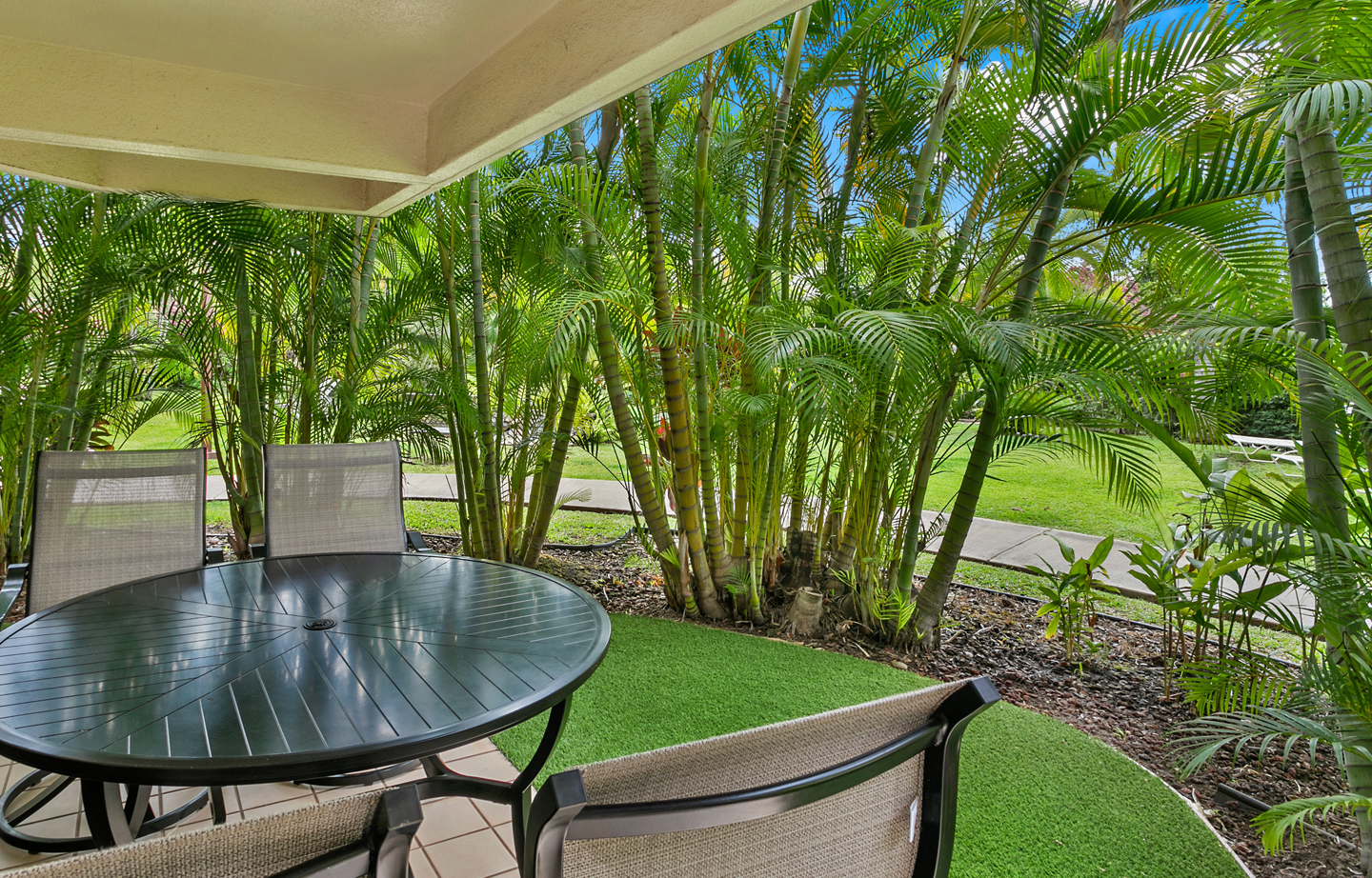 One-Bedroom Deluxe Suite Patio