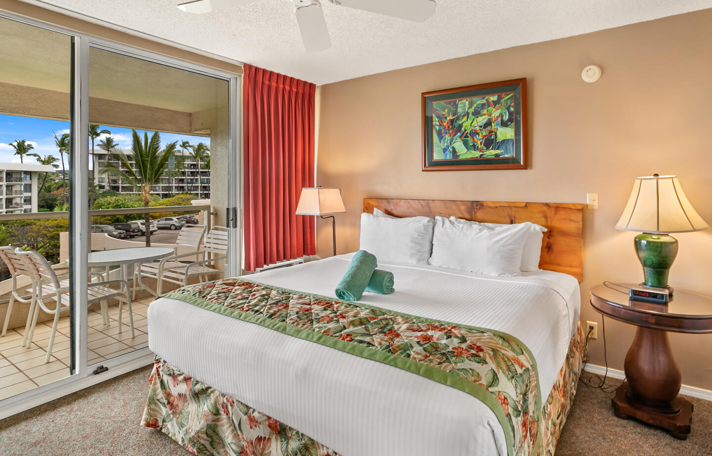 One-Bedroom Partial Ocean View Suite Bedroom