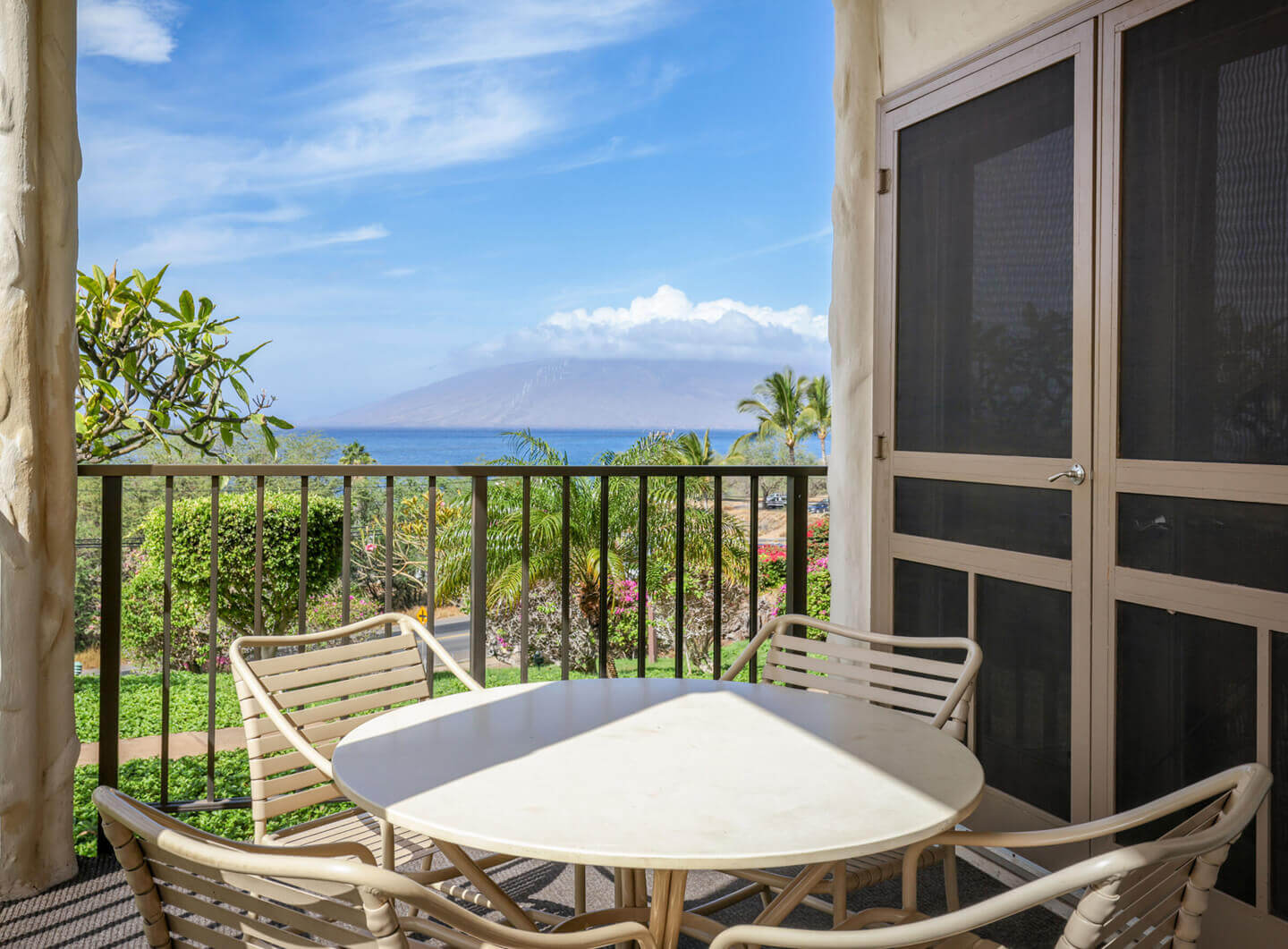 Two-Bedroom Ocean View Lanai