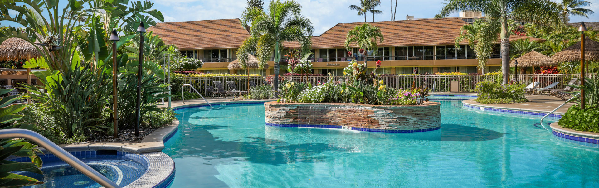 Pool and sun deck area 