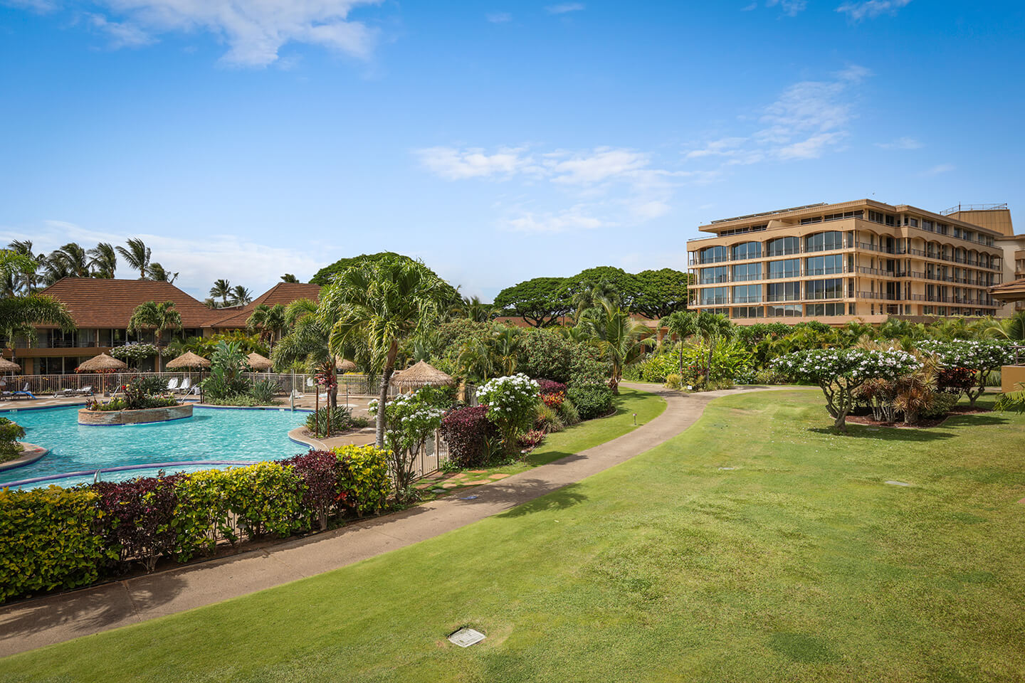 View of the lush grounds at the Maui Kaanapali Villas