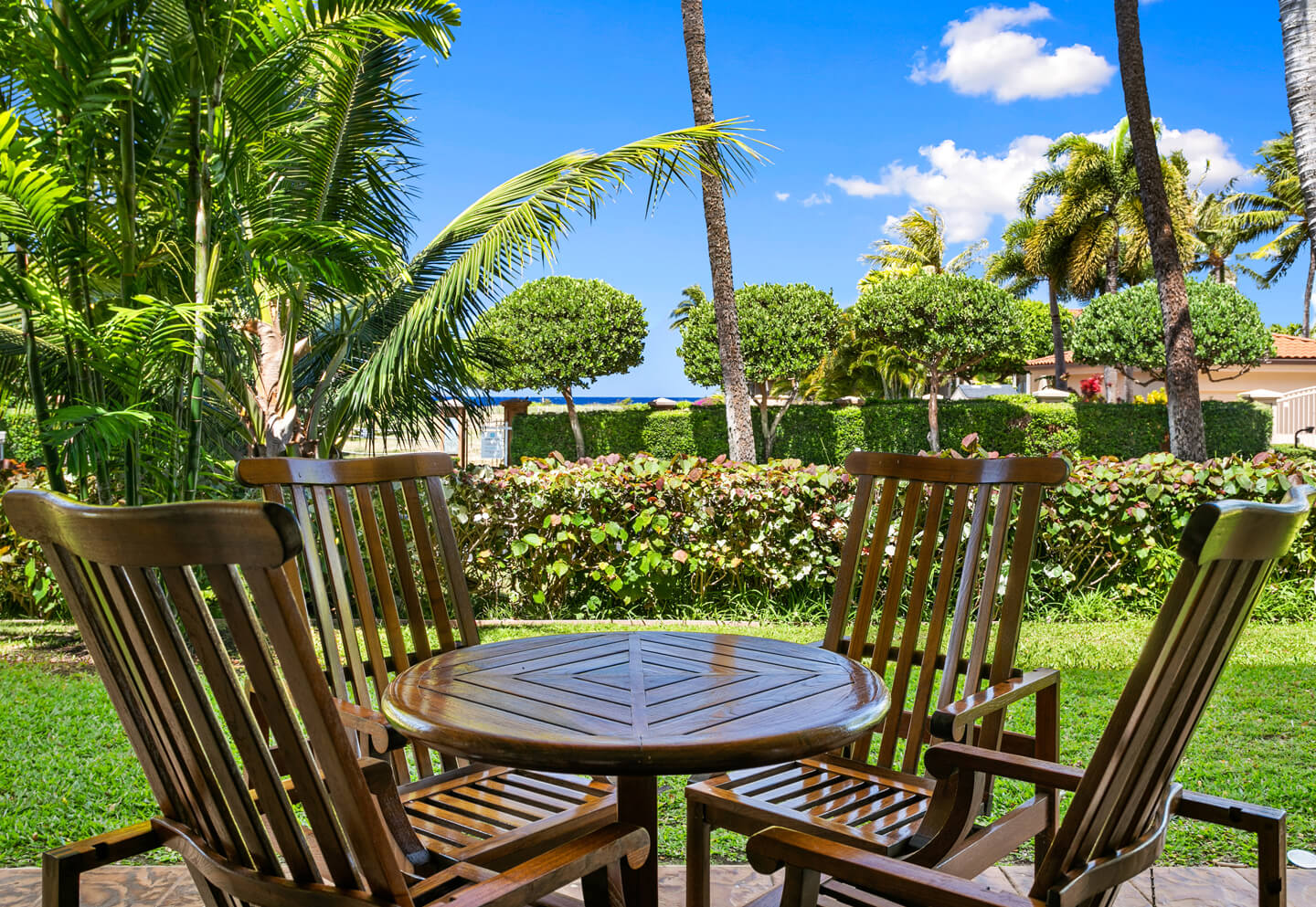 Studio Garden View Deluxe Seating Area