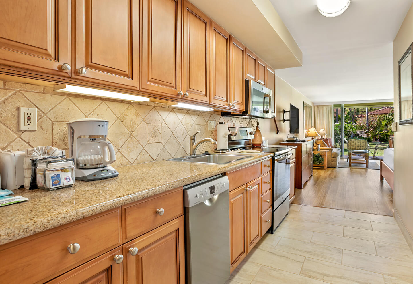 Studio Garden View Premium Kitchen