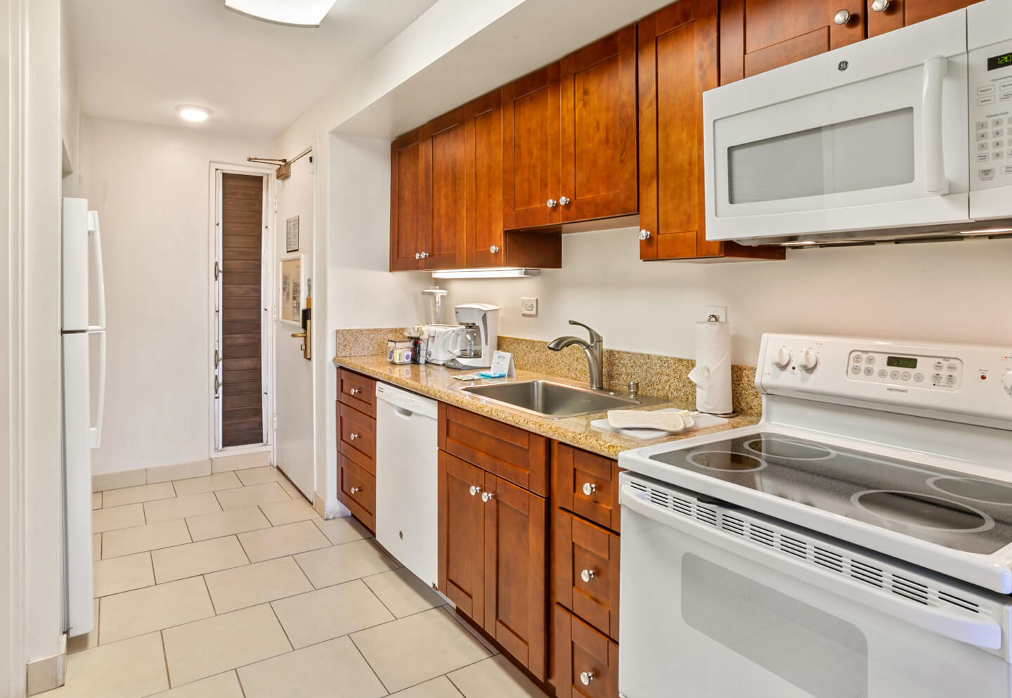 Studio Ocean View Kitchen