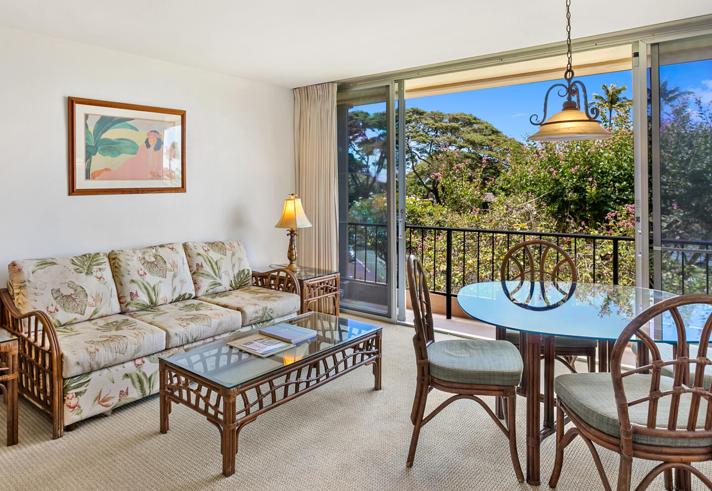 Studio Ocean View Living Area