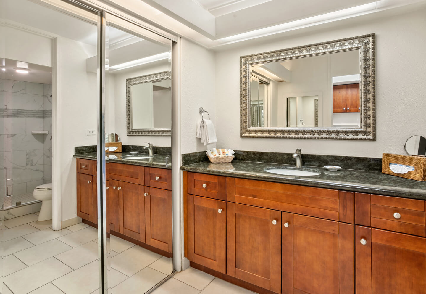 Studio Ocean View Bathroom