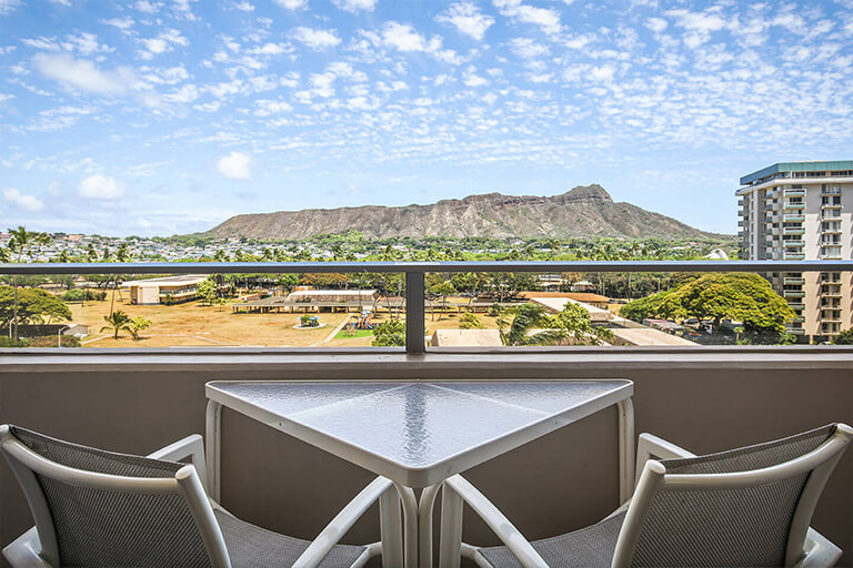 aston-waikiki-sunset-2bd-diamond-head-view-768x512.jpg