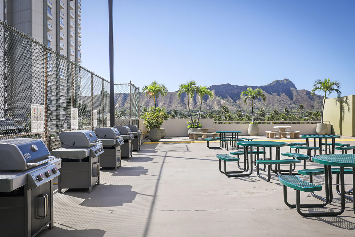 BBQ and deck area with Diamond Head in the background