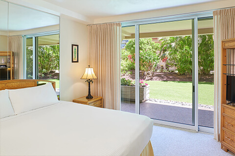 One-Bedroom Garden View Suite Bedroom