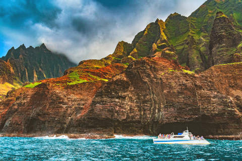 na-pali-boat-trips-480x320-1.jpg