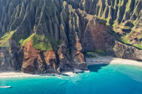 na-pali-by-air-480x320.jpg